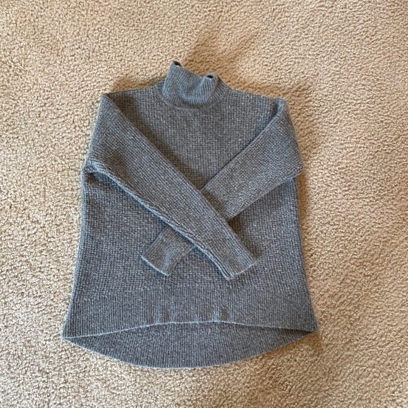 Madewell Sweaters - Madewell mock turtleneck grey sweater size medium